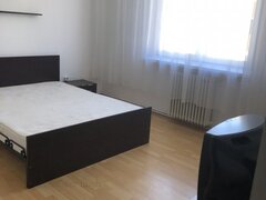 Rahova, piata, centrala proprie