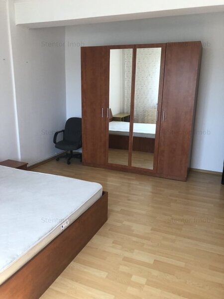 Rahova, piata, centrala proprie